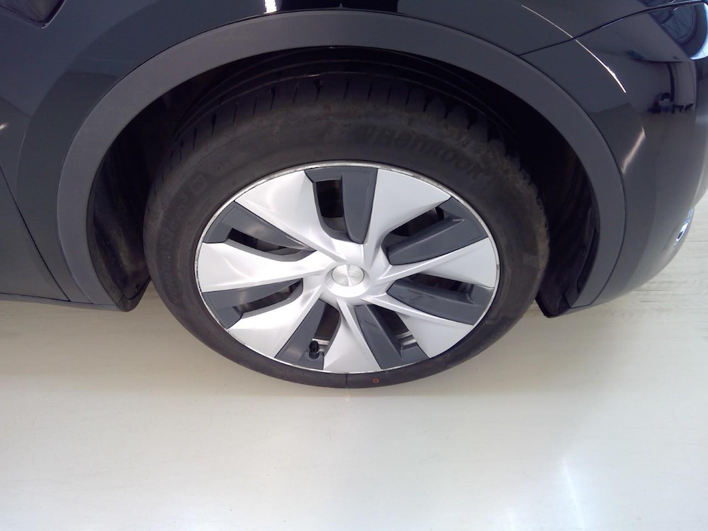 Foto 29 van Tesla Model Y
