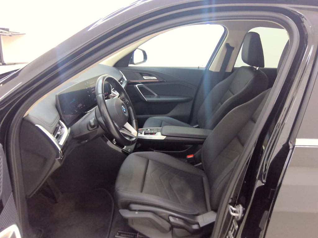 Foto 7 van BMW ix1