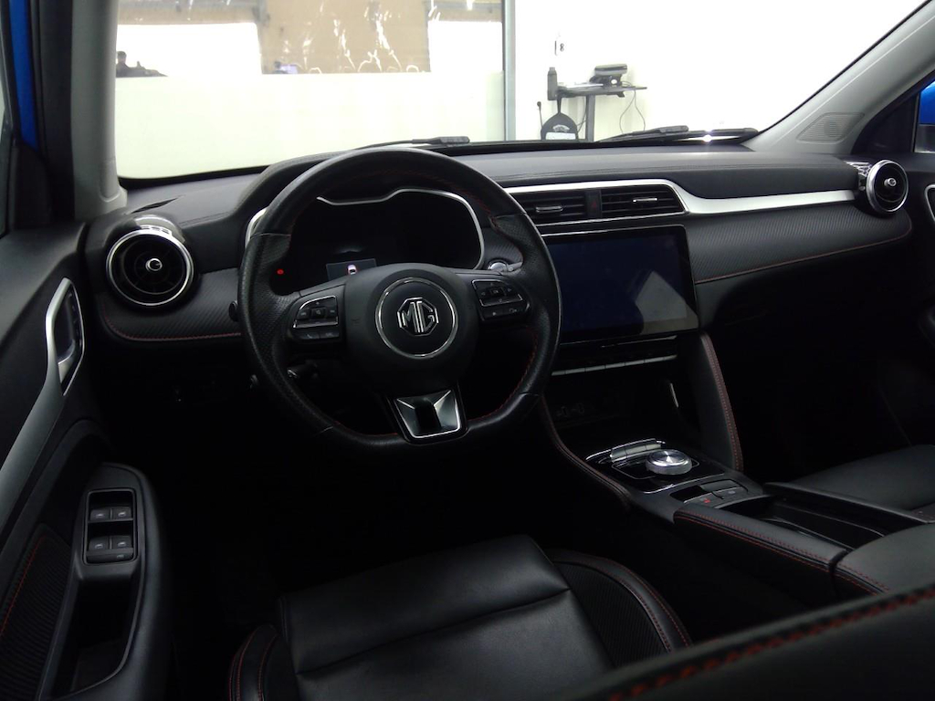 Foto 4 van MG ZS