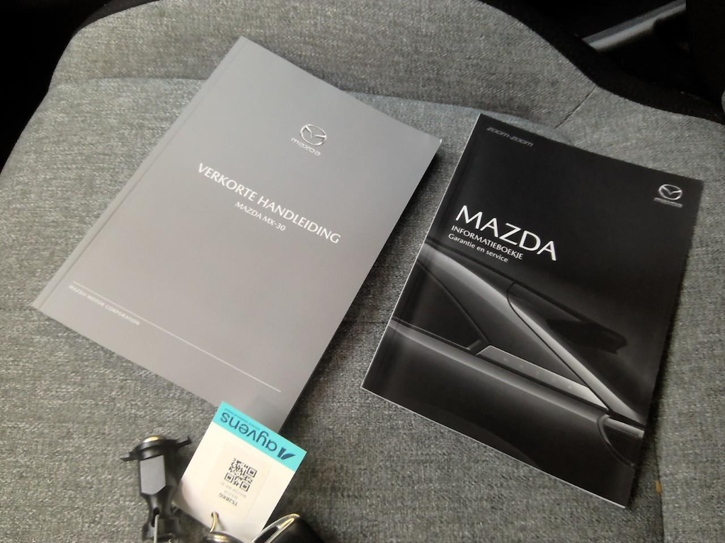 Foto 17 van Mazda MX-30