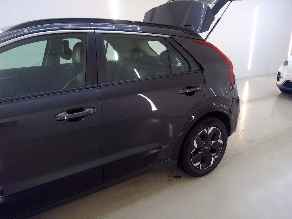 Foto 27 van Kia Niro