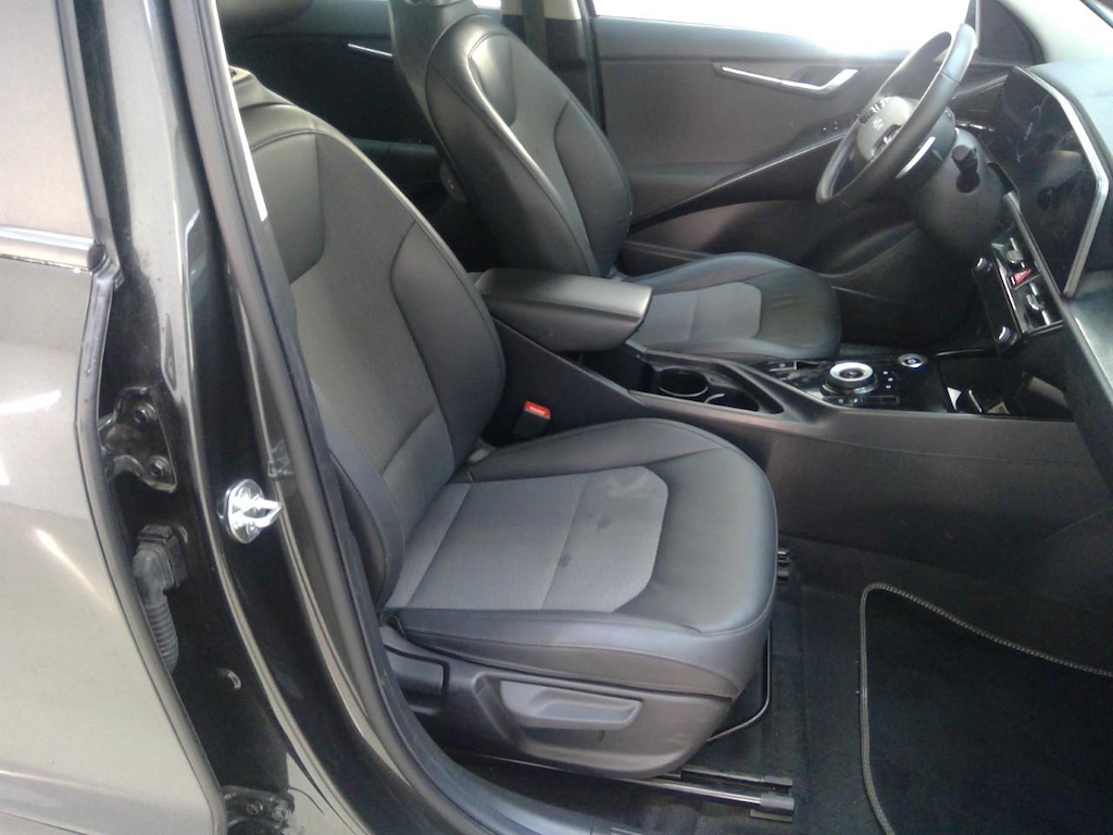 Foto 42 van Kia Niro