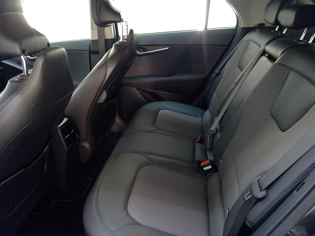Foto 7 van Kia Niro