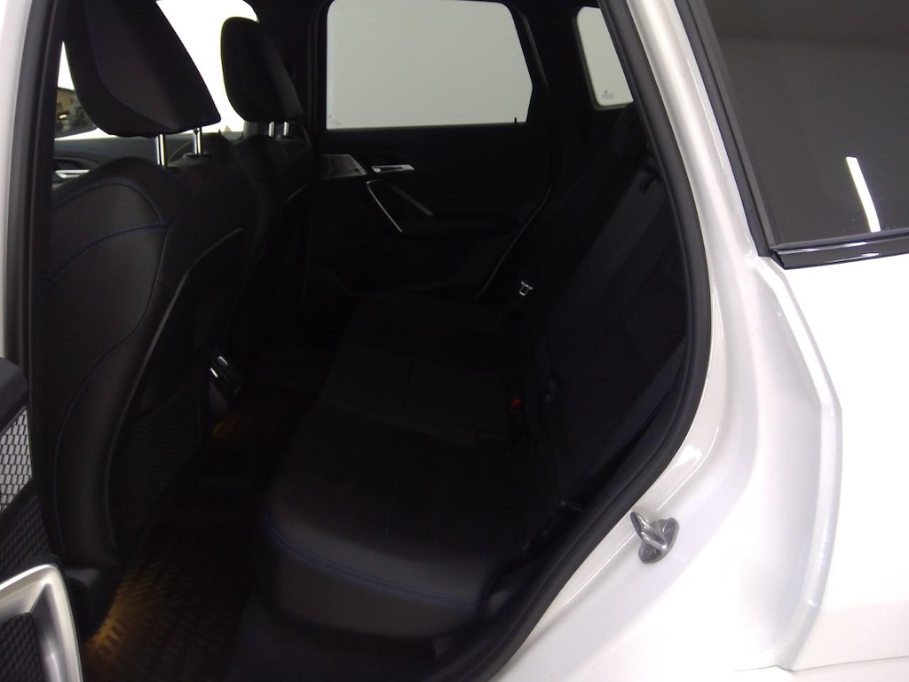 Foto 9 van BMW ix1
