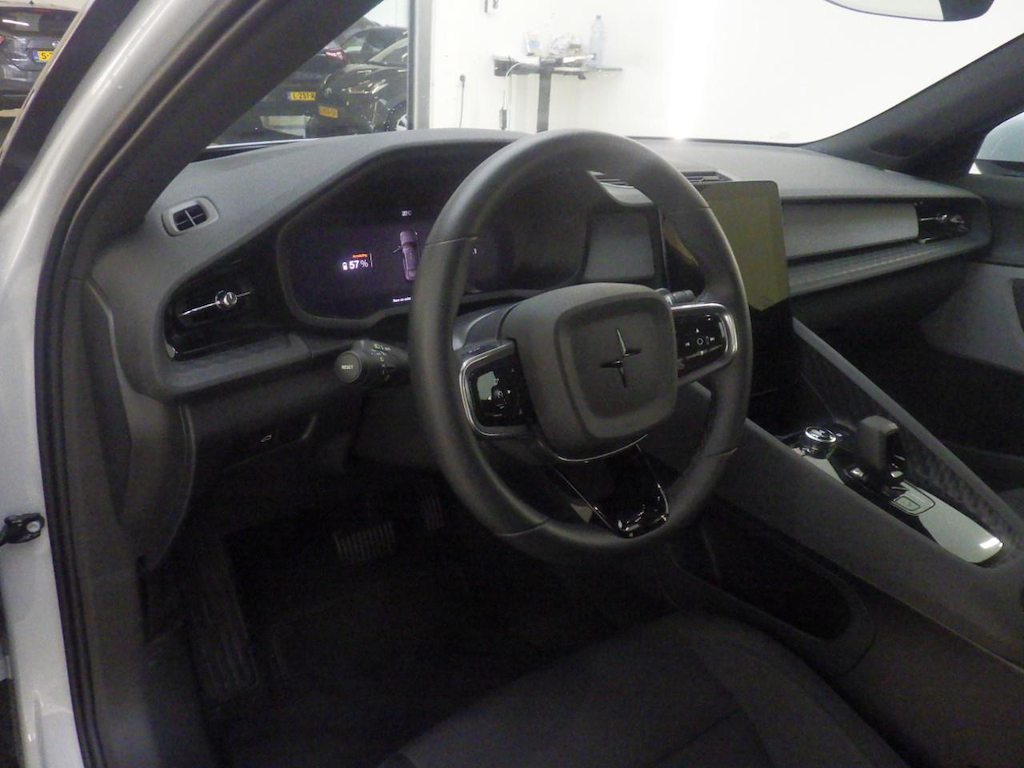 Foto 4 van Polestar 2