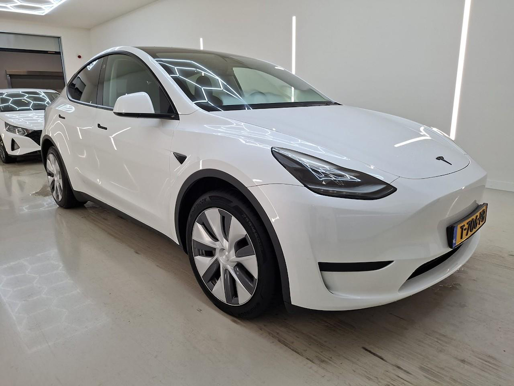 Foto 5 van Tesla Model Y