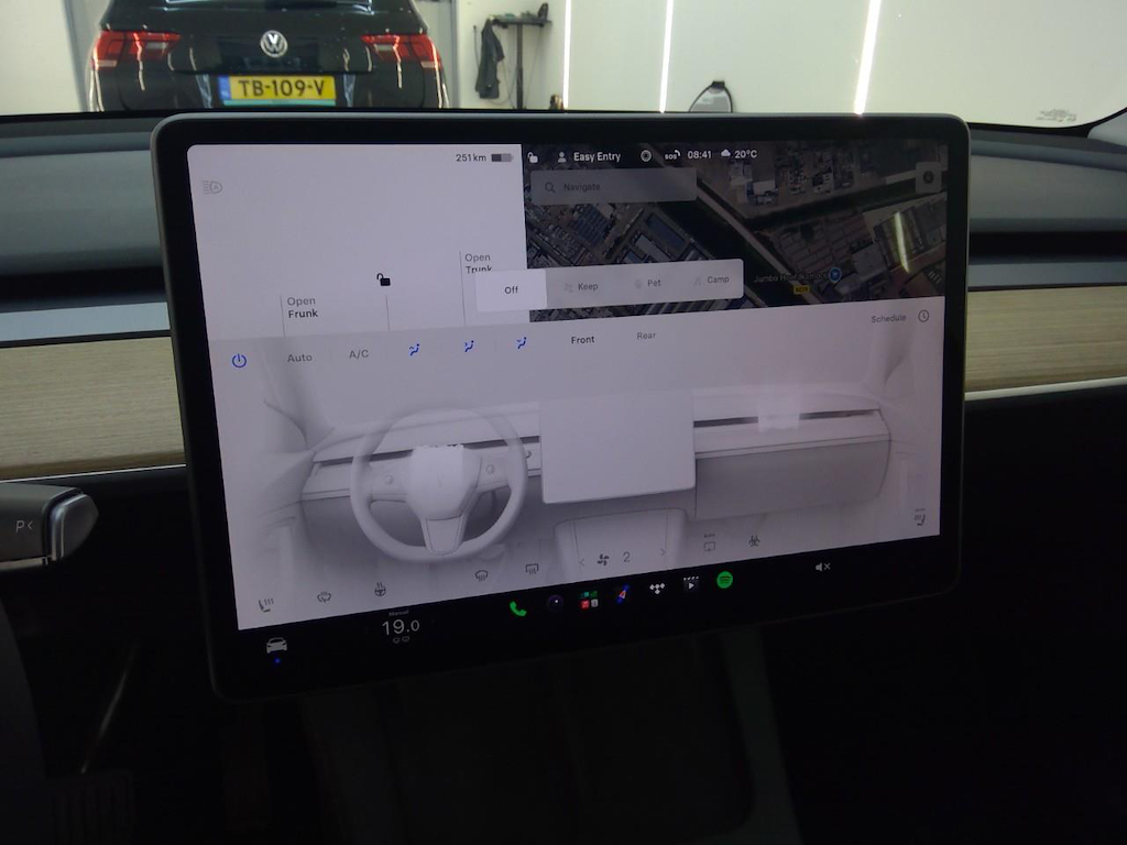 Foto 14 van Tesla Model Y