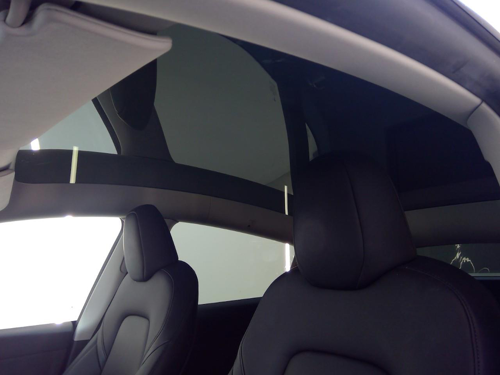 Foto 18 van Tesla Model Y