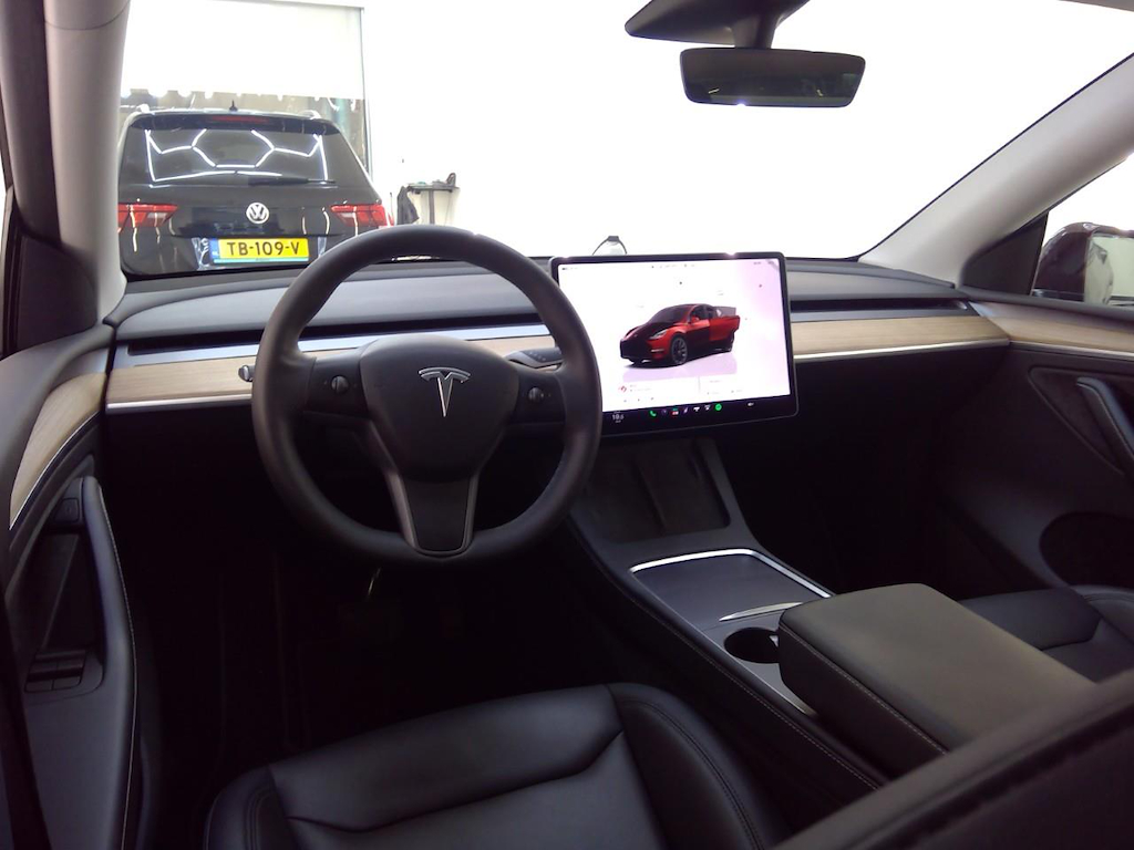 Foto 2 van Tesla Model Y