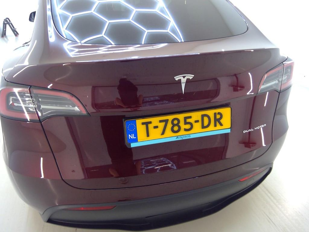 Foto 23 van Tesla Model Y