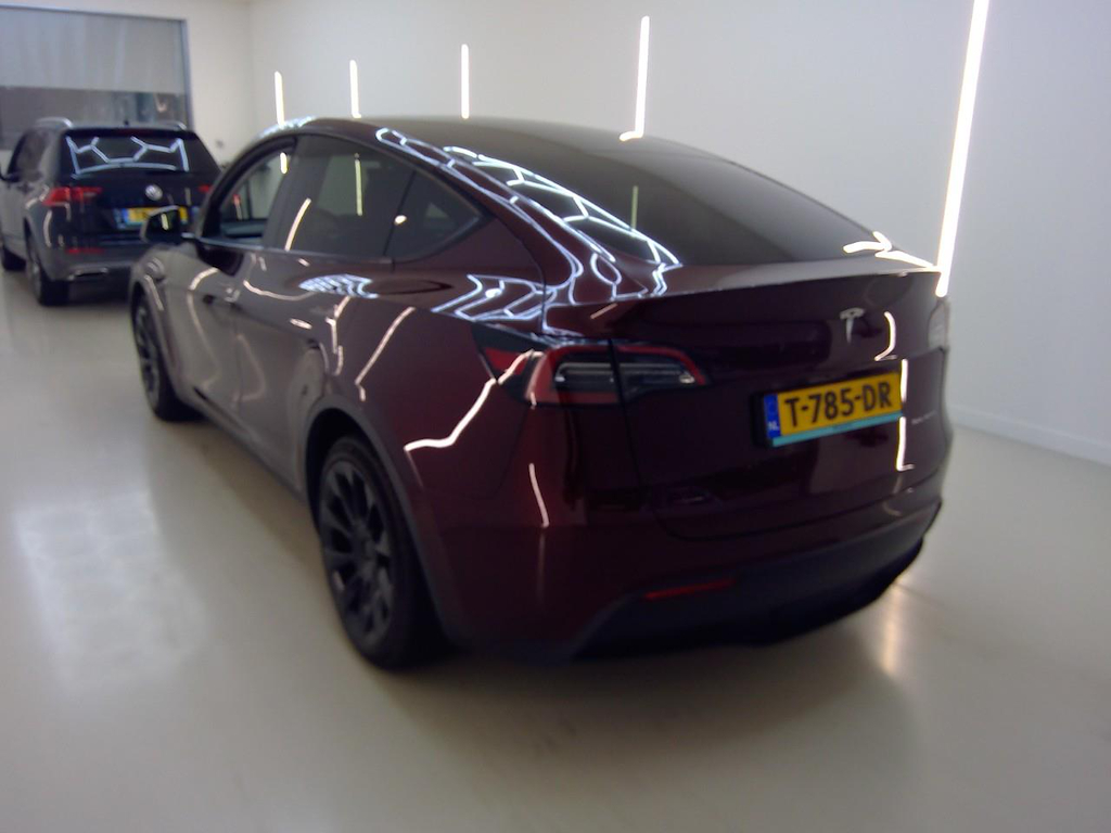 Foto 4 van Tesla Model Y