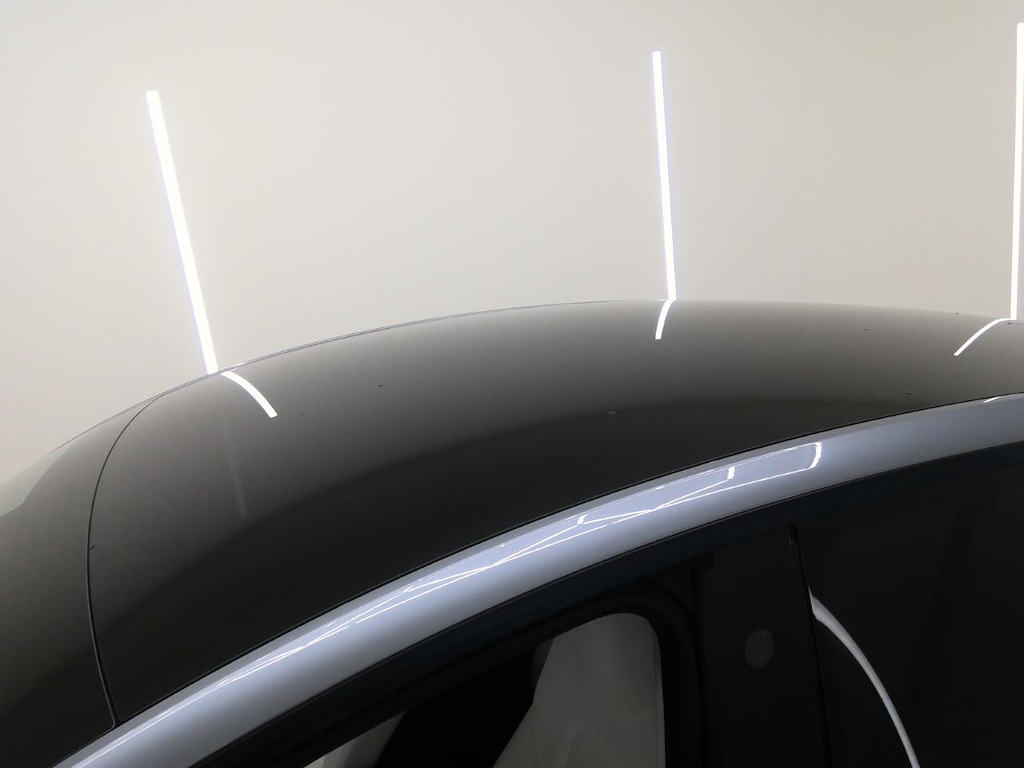 Foto 13 van Tesla Model Y
