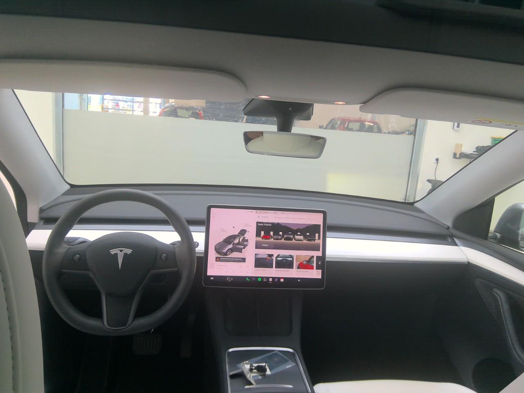 Foto 4 van Tesla Model Y