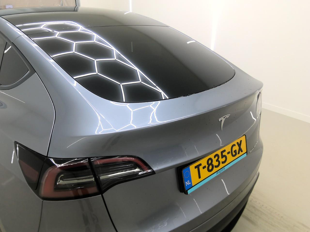 Foto 25 van Tesla Model Y