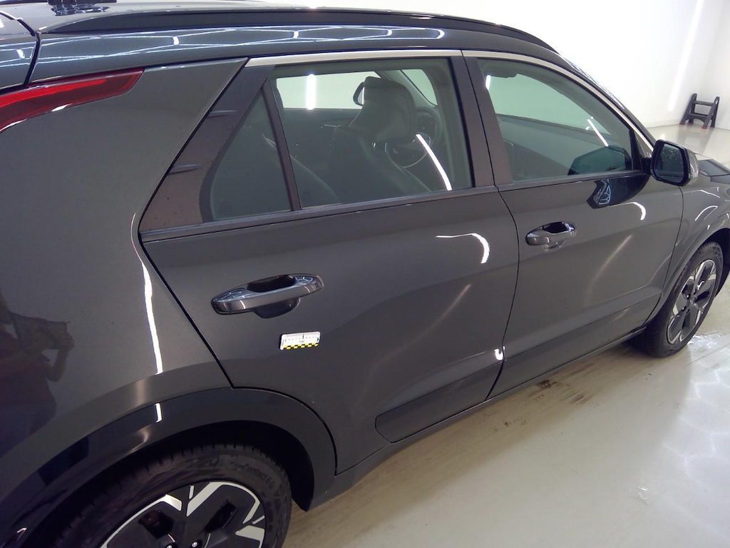 Foto 26 van Kia Niro