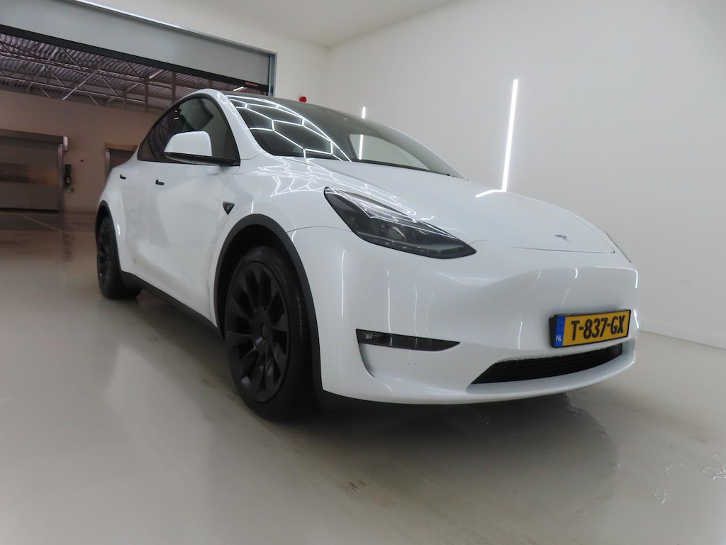Foto 3 van Tesla Model Y