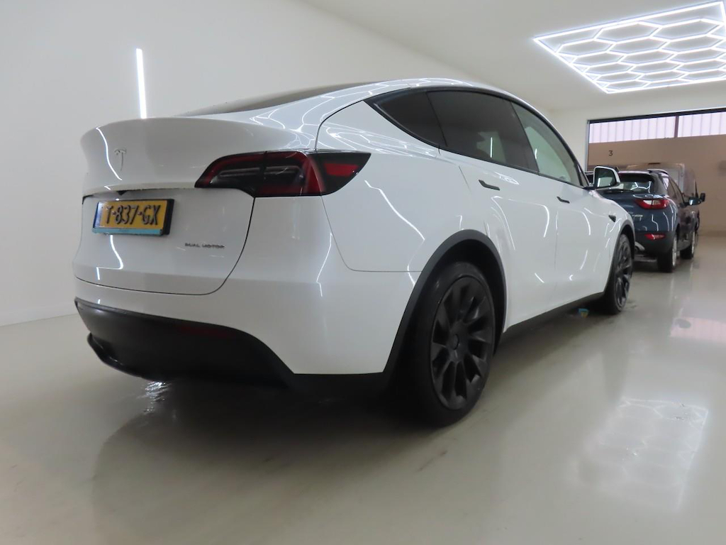 Foto 5 van Tesla Model Y