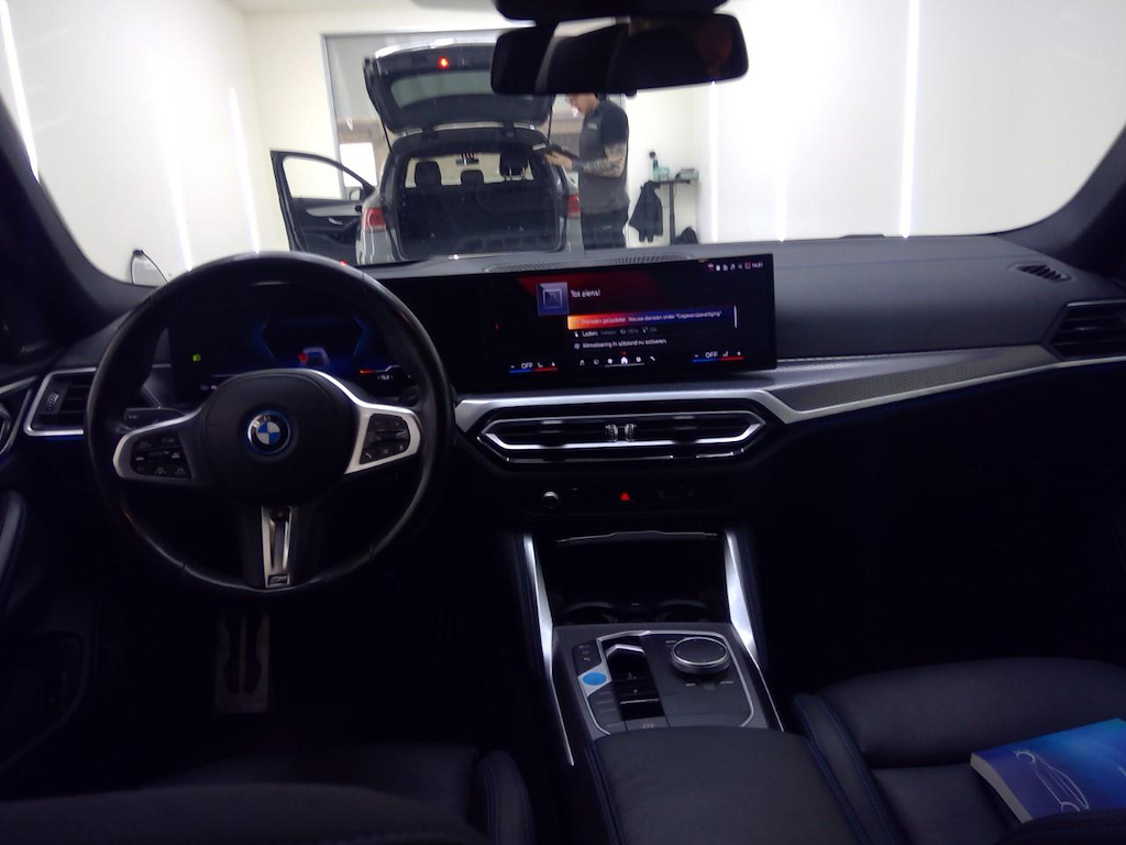 Foto 4 van BMW i4