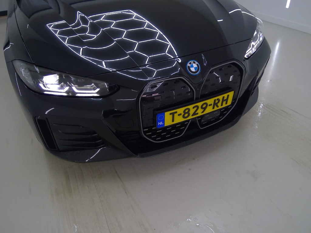 Foto 27 van BMW i4