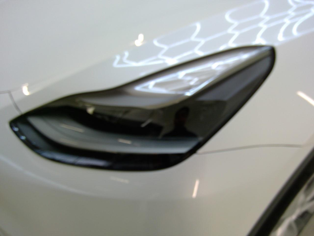 Foto 19 van Tesla Model Y