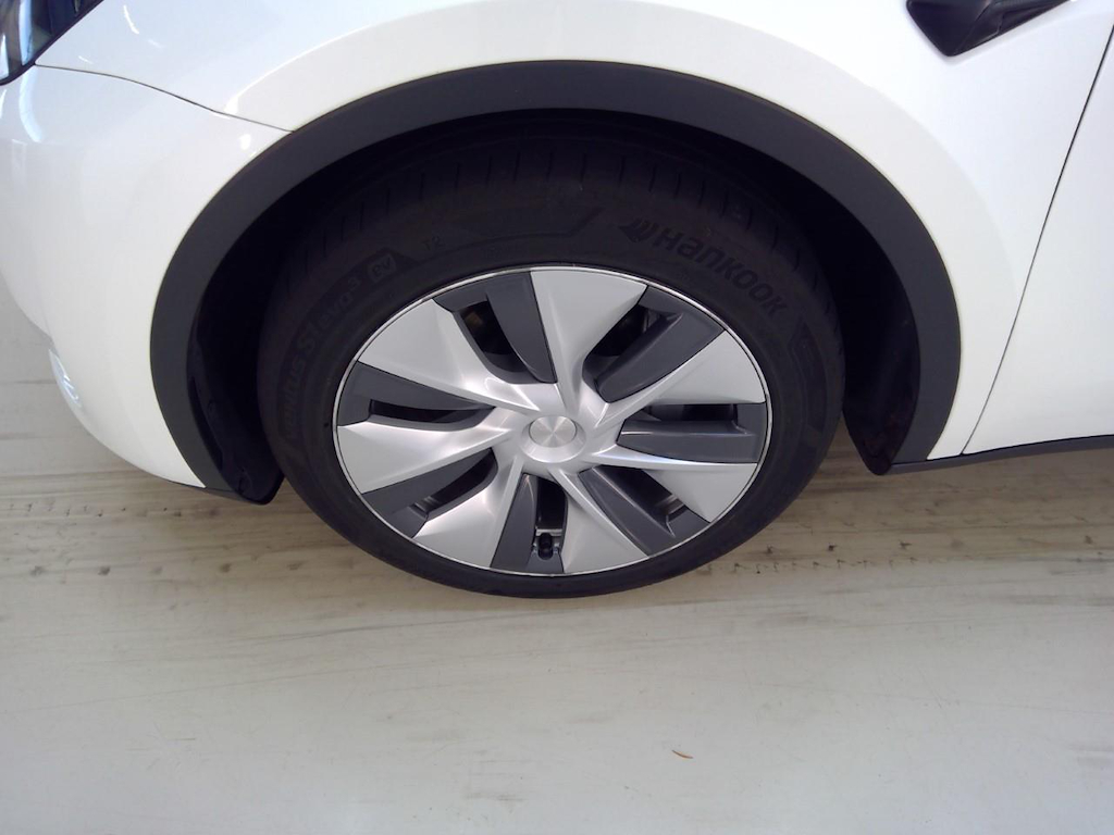 Foto 25 van Tesla Model Y