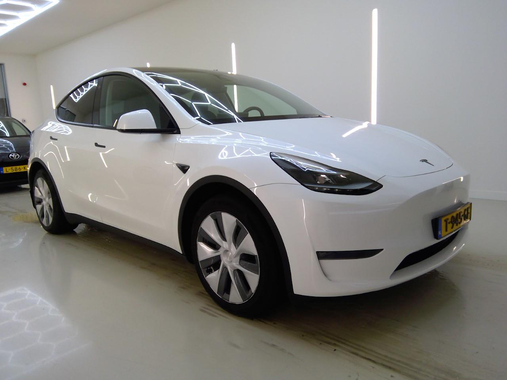 Foto 6 van Tesla Model Y
