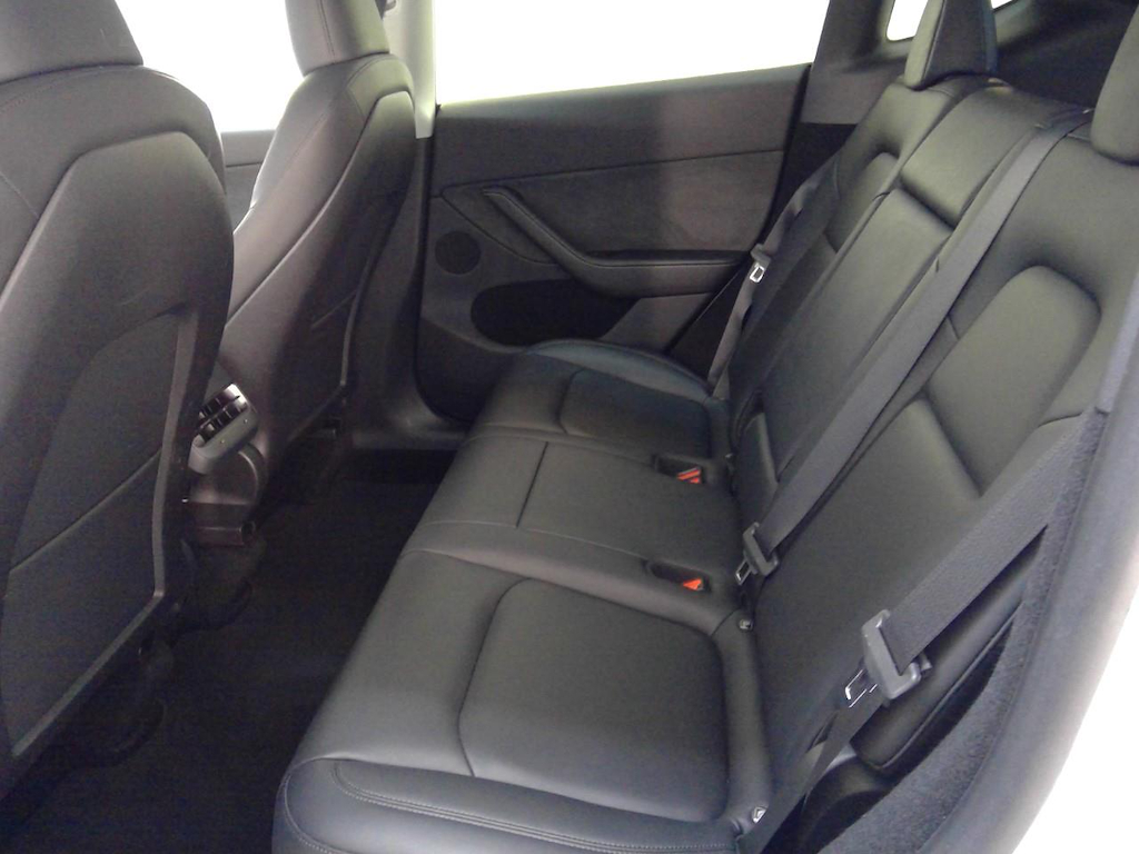 Foto 8 van Tesla Model Y