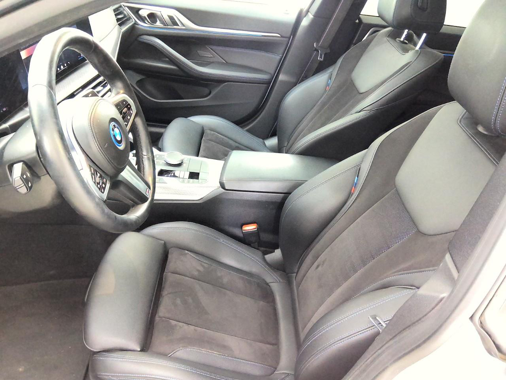 Foto 26 van BMW i4
