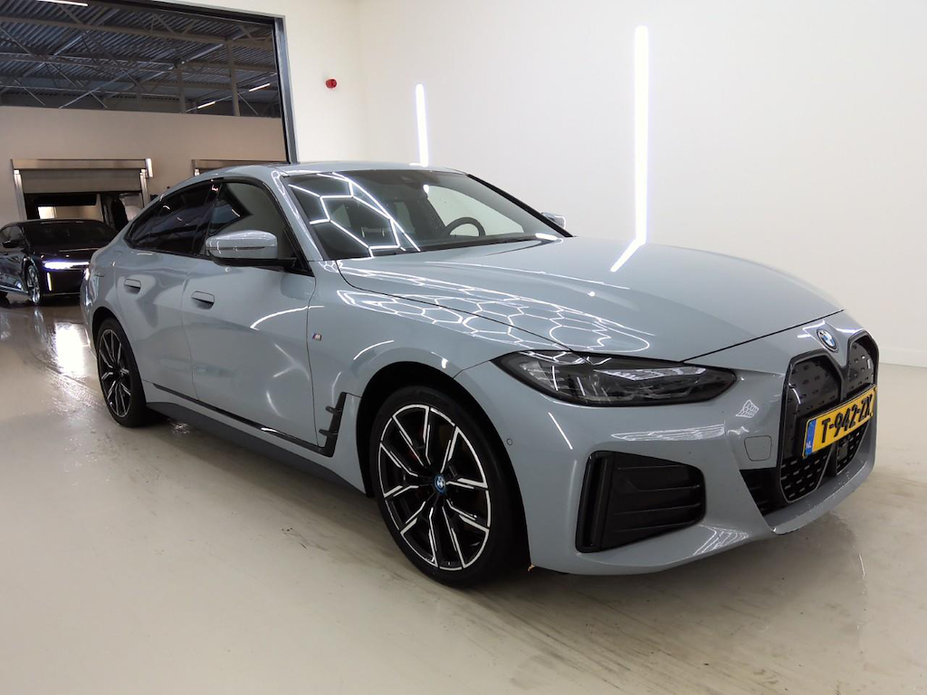 Foto 6 van BMW i4