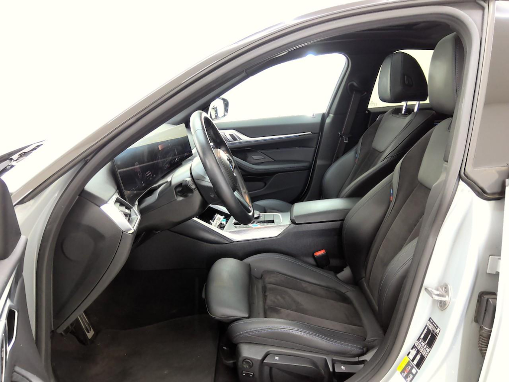 Foto 8 van BMW i4