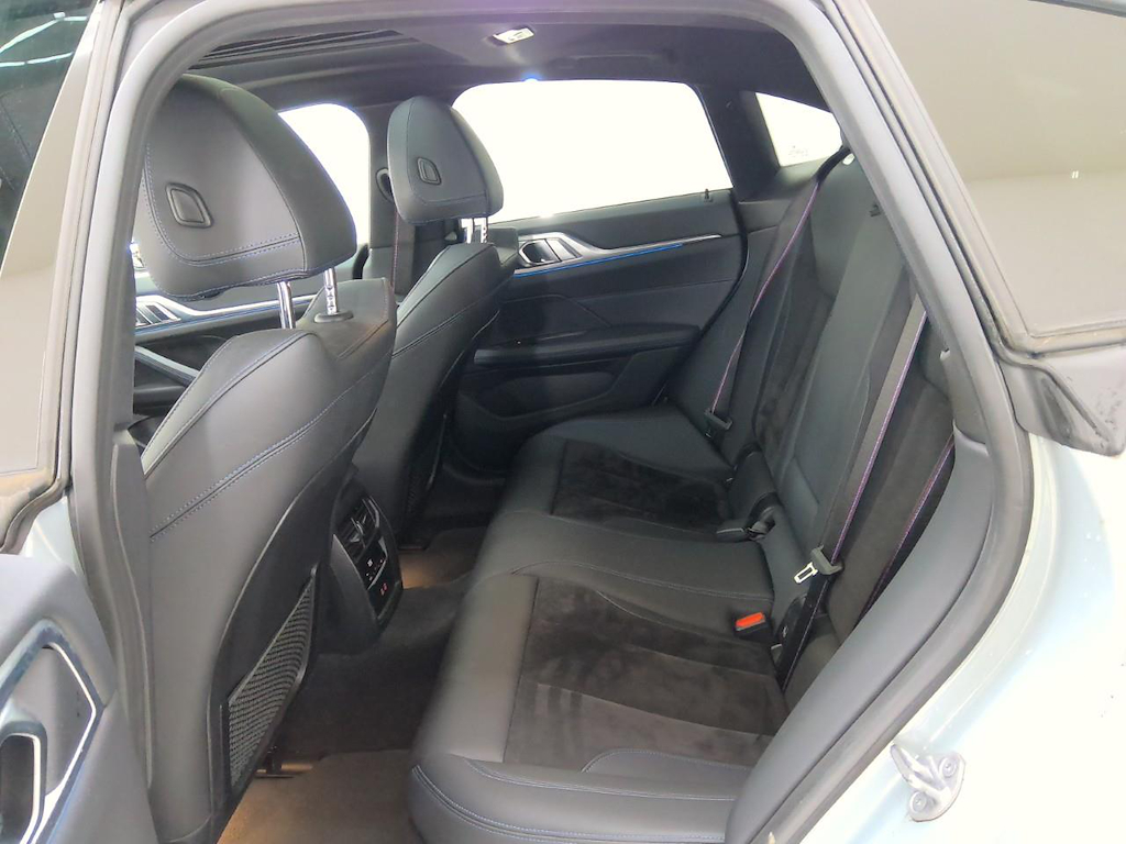 Foto 9 van BMW i4