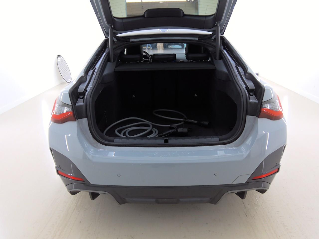 Foto 10 van BMW i4
