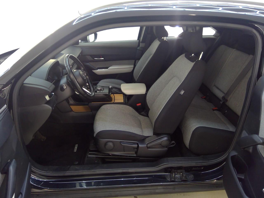 Foto 8 van Mazda MX-30