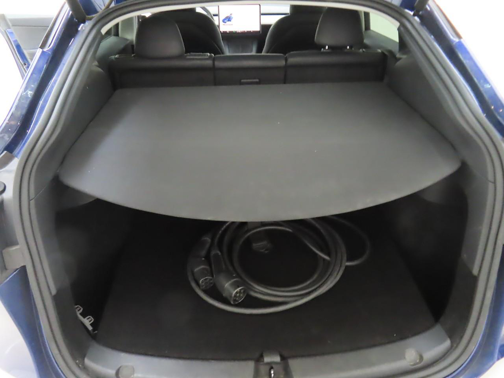 Foto 11 van Tesla Model Y