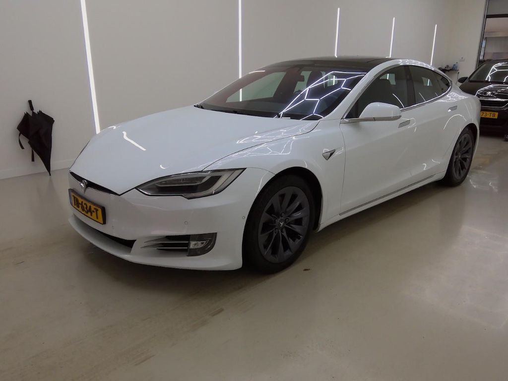 Foto 2 van Tesla Model S