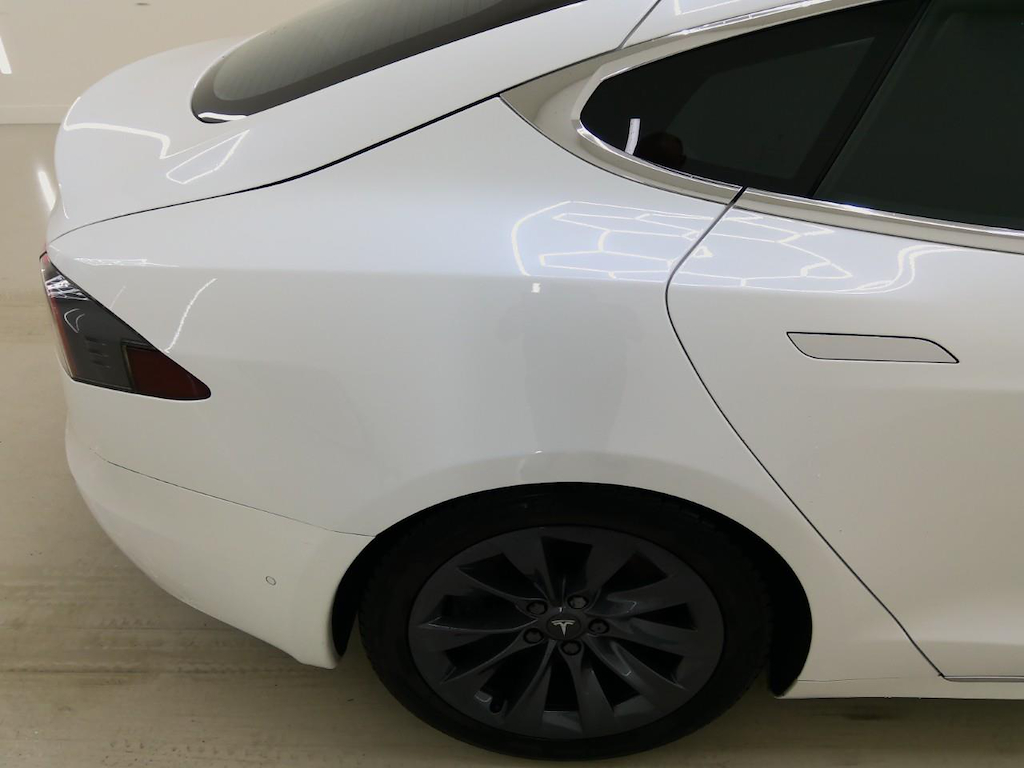 Foto 24 van Tesla Model S