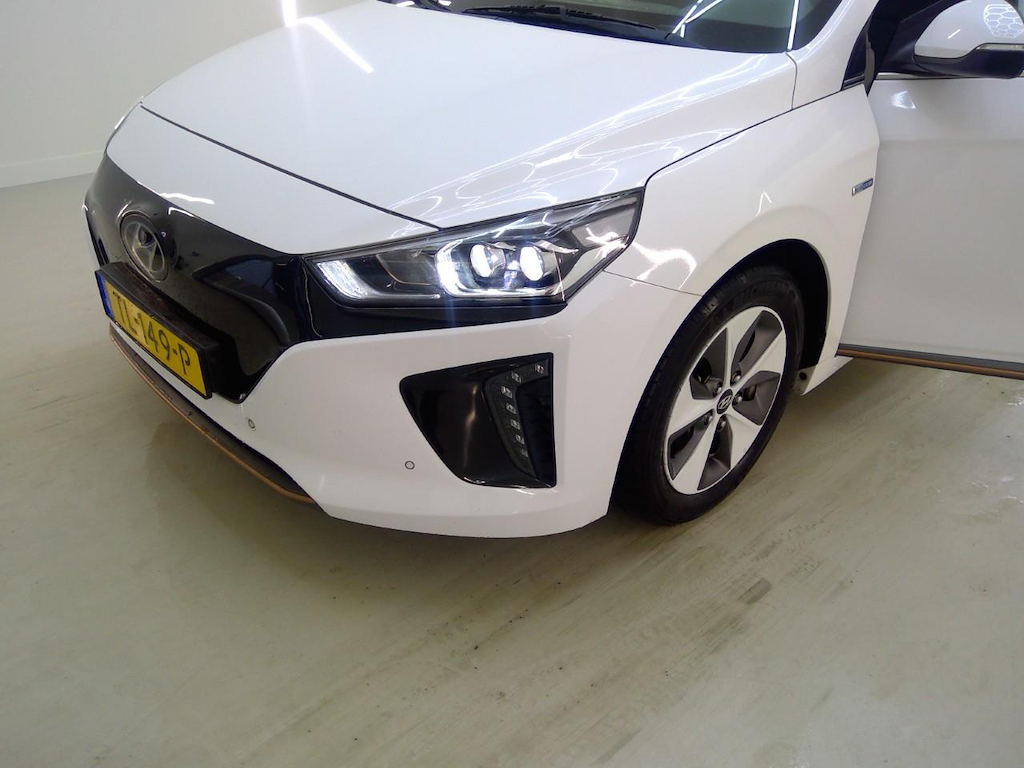 Foto 21 van Hyundai Ioniq