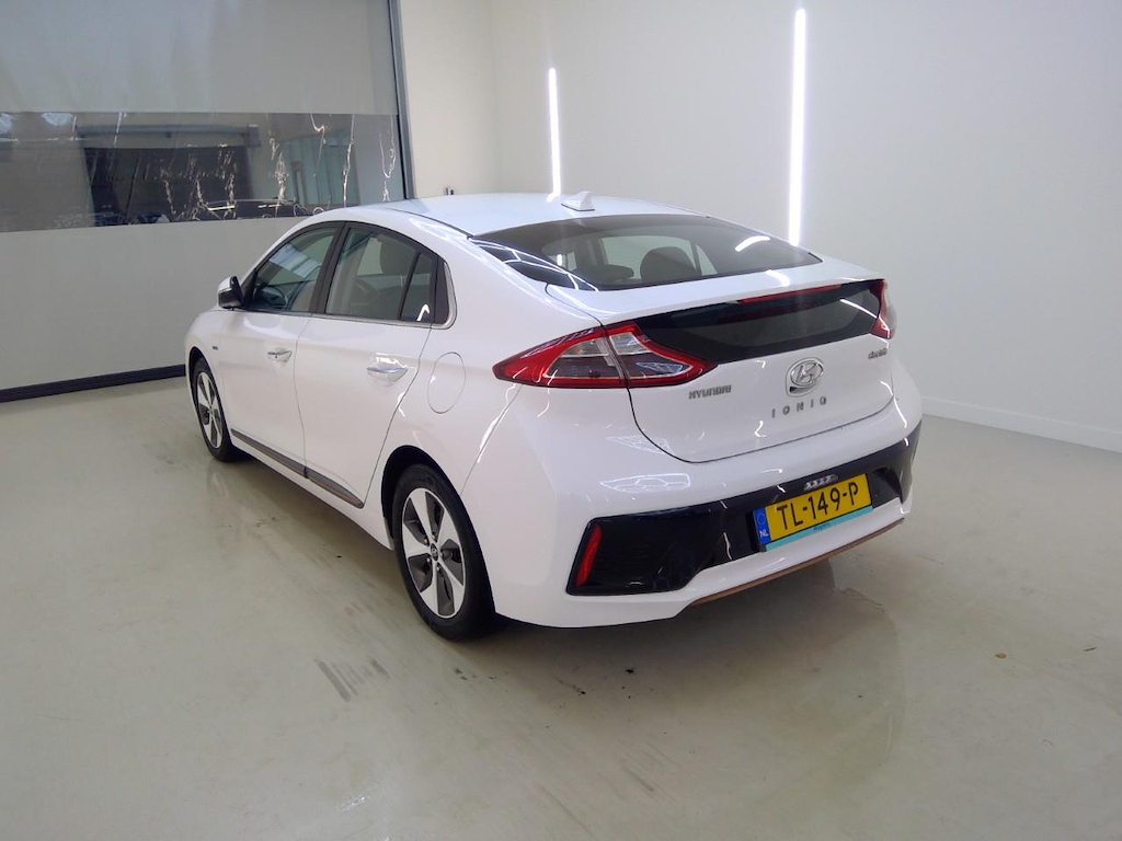 Foto 6 van Hyundai Ioniq