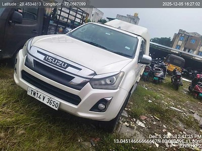 Buy ISUZU D-MAX V CROSS 4X4 on Ayvens Carmarket