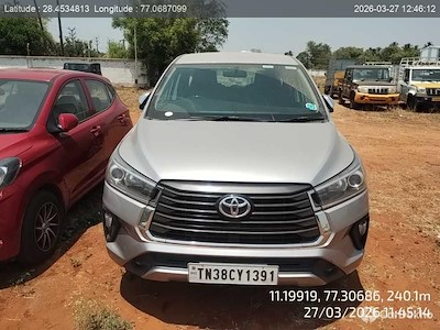 Buy TOYOTA INNOVA CRYSTA 2.4D Z on Ayvens Carmarket
