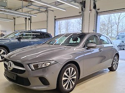 Kaufe MERCEDES-BENZ A 250E Business Line bei Ayvens Carmarket