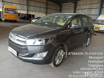 Comprar TOYOTA INNOVA CRYSTA 2.4D Z no Ayvens Carmarket