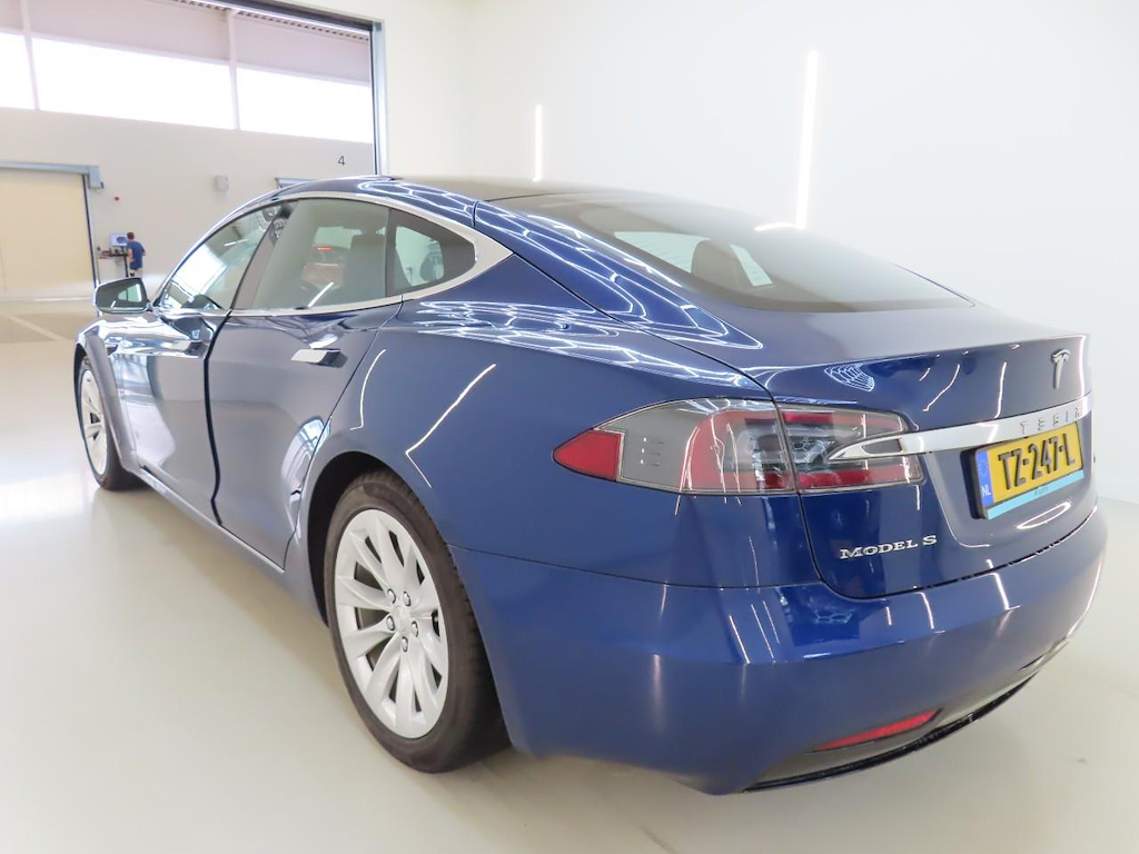 Foto 6 van Tesla Model S