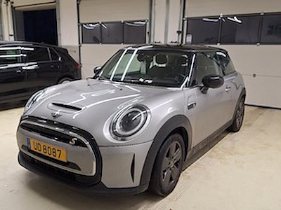 Kaufe MINI MINI 32.6 KWH COOPER SE bei Ayvens Carmarket