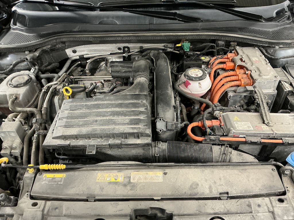 Cupra Leon Sportstourer e-Hybrid 245hk