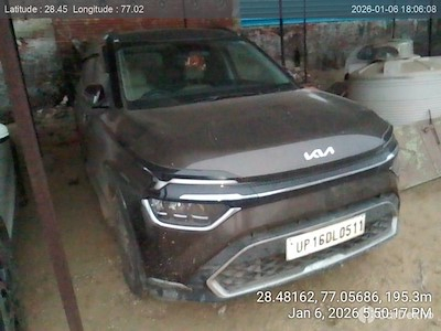 Kaufe KIA CARENSD bei Ayvens Carmarket