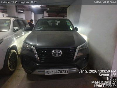 Køb TOYOTA FORTUNER hos Ayvens Carmarket