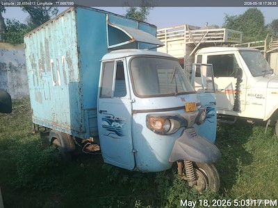 Buy PIAGGIO APE E XTRA FX on Ayvens Carmarket