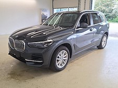 Kaufe BMW X5 3.0 XDRIVE30D 4WD AUTO bei Ayvens Carmarket