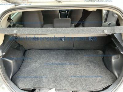 Buy TOYOTA TOYOTA PRIUS C on Ayvens Carmarket